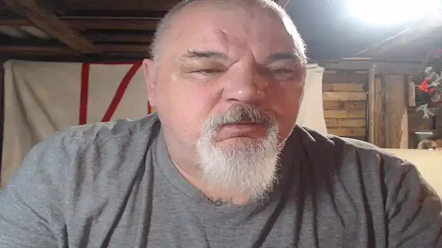 Snapshot of Newfiesausage1972 chatting on 02/08/26, 09:18 Newfiesausage1972 online show from 02/08/26, 09:18