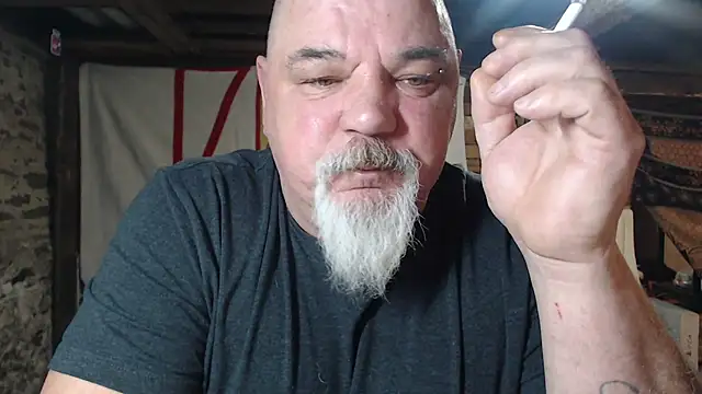 Snapshot of Newfiesausage1972 chatting on 03/01/26, 09:09 Newfiesausage1972 online show from 03/01/26, 09:09