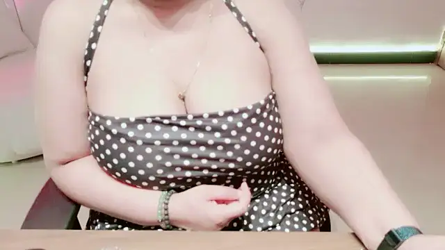 Gracefulgoddess online show from 03/08/26, 09:01