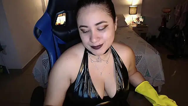 LauraHawkes online show from 02/12/26, 03:28