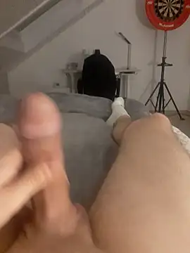 passion4it5 online show from 02/15/26, 07:02