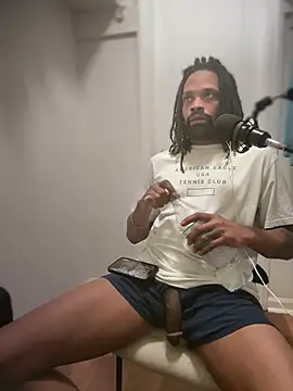 1BeautyN1Beast online show from 02/25/26, 05:18