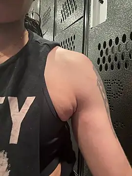 Shuggabutt online show from 03/03/26, 04:52