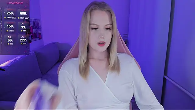 Honey blonde online show from 11/20/25, 10:31