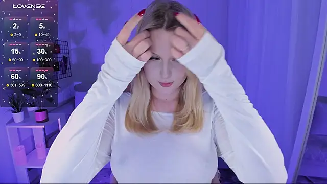 Honey blonde online show from 06/21/26, 08:14