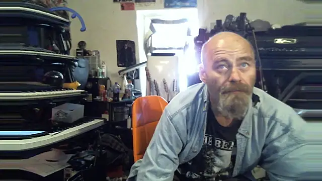 SirGarMack online show from 12/04/24, 06:00