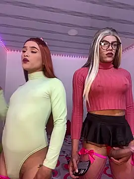 big girl21cm online show from 11/07/25, 01:10