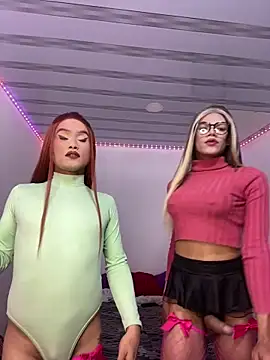 big girl21cm online show from 02/08/26, 12:41