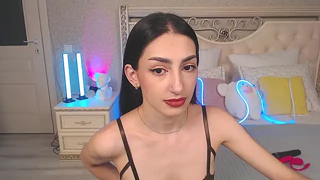 Lina Robbins online show from 04/08/26, 12:01