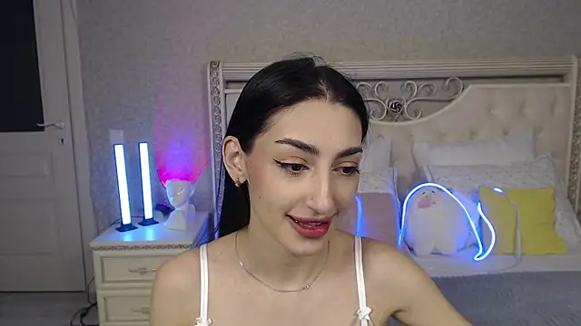Lina Robbins online show from 03/16/26, 12:40