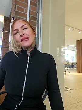 YourMommyBlair online show from 02/17/26, 06:54