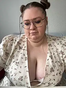 Snapshot of Chloe_WS chatting on 03/17/25, 06:18 Chloe WS online show from 03/17/25, 06:18