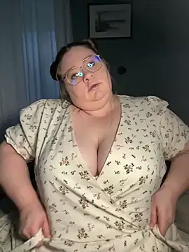 Snapshot of Chloe_WS chatting on 03/03/25, 04:00 Chloe WS online show from 03/03/25, 04:00