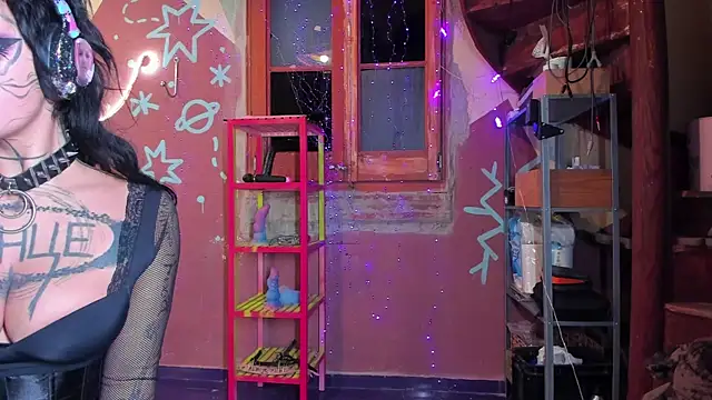 lady sontse  online show from 11/08/25, 09:07