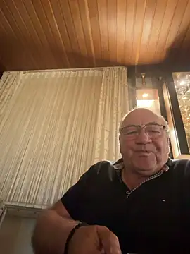 biggandybig online show from 05/10/26, 02:37