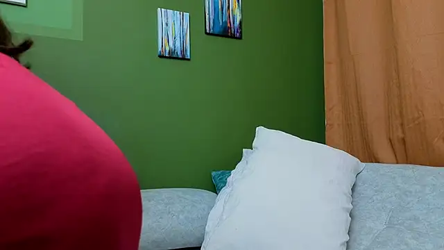 Abril Bianchi online show from 03/17/26, 11:19