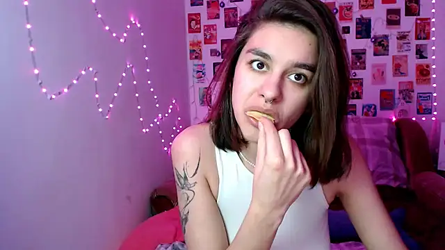 Snapshot of Celine_Dionn chatting on 01/05/25, 01:47 Celine Dionn online show from 01/05/25, 01:47