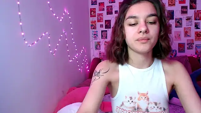 Snapshot of Celine_Dionn chatting on 12/07/24, 07:32 Celine Dionn online show from 12/07/24, 07:32