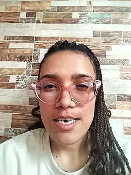 Yaumiko online show from 01/08/26, 12:44