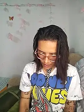 Yaumiko online show from 02/10/26, 12:42