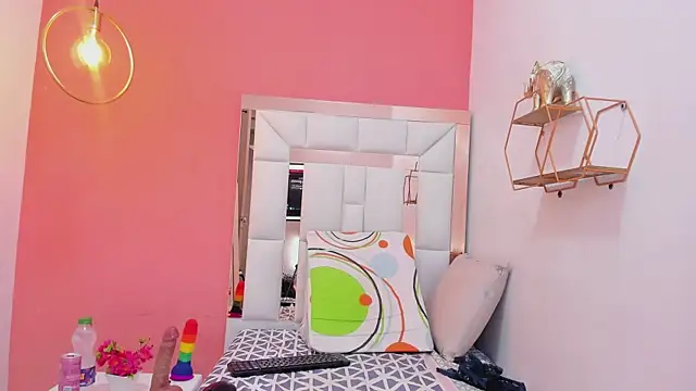 malu horny 69 online show from 05/20/26, 11:40