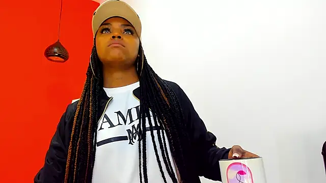 malu horny 69 online show from 12/22/24, 11:33