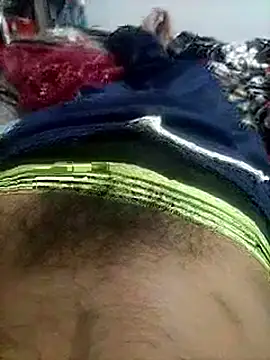 Snapshot of princeblore chatting on 10/30/25, 04:04 princeblore online show from 10/30/25, 04:04