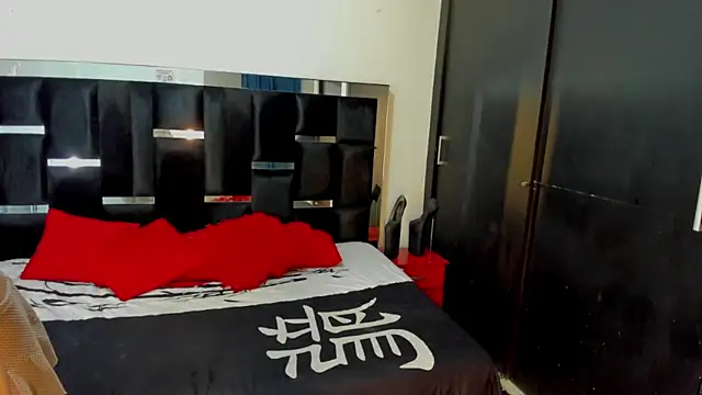 Loremhotsex online show from 09/25/25, 08:15