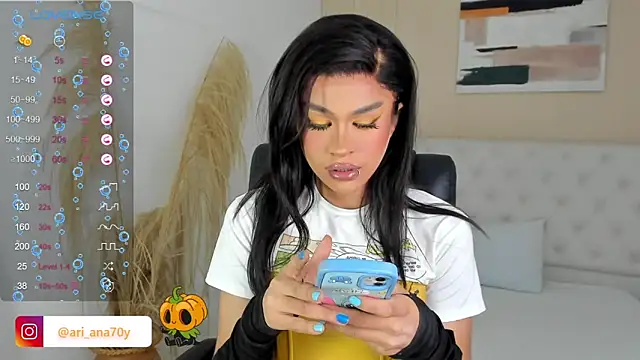 LOISE-XX online show from 11/08/25, 05:55