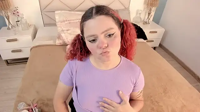 Snapshot of Twwiiggy chatting on 02/10/26, 08:08 Twwiiggy online show from 02/10/26, 08:08