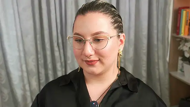 Ximenna Cruz online show from 03/26/26, 05:11