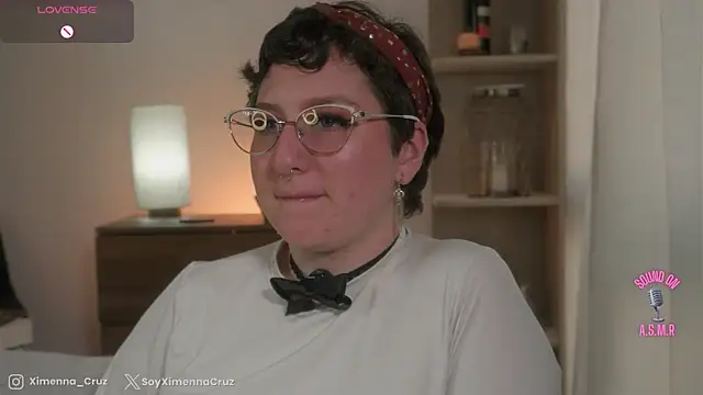 Ximenna Cruz online show from 10/24/25, 09:14