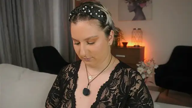 Ximenna Cruz online show from 02/21/26, 01:02