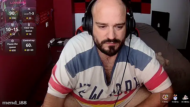 Snapshot of menditeta1 chatting on 10/27/25, 10:22 menditeta1 online show from 10/27/25, 10:22