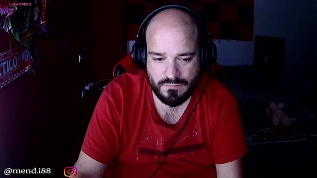 Snapshot of menditeta1 chatting on 11/02/25, 10:04 menditeta1 online show from 11/02/25, 10:04