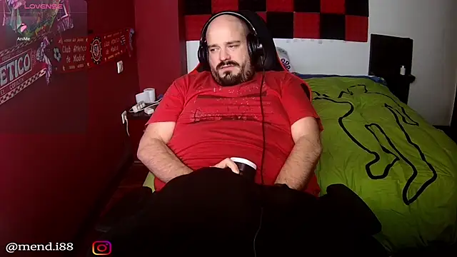 Snapshot of menditeta1 chatting on 12/15/25, 08:58 menditeta1 online show from 12/15/25, 08:58