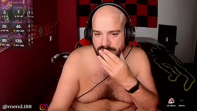 Snapshot of menditeta1 chatting on 11/17/25, 08:57 menditeta1 online show from 11/17/25, 08:57