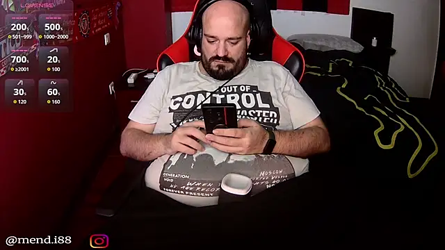 Snapshot of menditeta1 chatting on 11/20/25, 09:04 menditeta1 online show from 11/20/25, 09:04