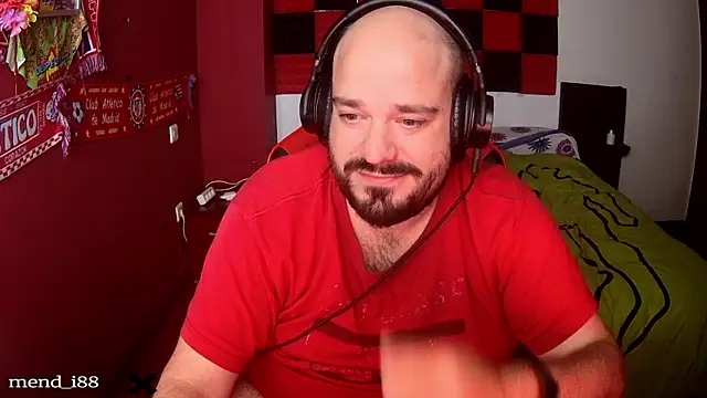 Snapshot of menditeta1 chatting on 12/17/25, 08:14 menditeta1 online show from 12/17/25, 08:14