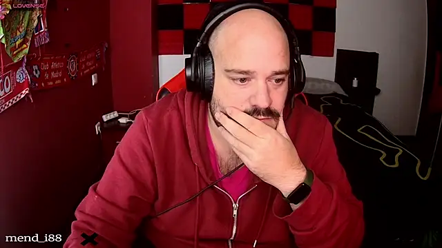 Snapshot of menditeta1 chatting on 11/09/25, 11:31 menditeta1 online show from 11/09/25, 11:31