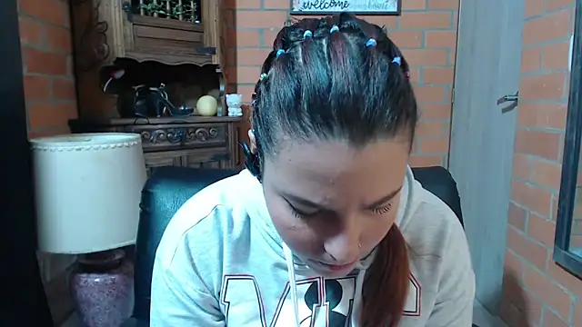 alexia 87 online show from 12/02/25, 11:17