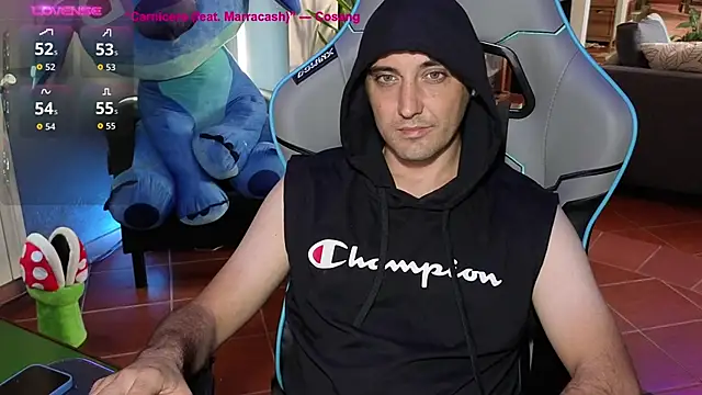 Snapshot of Gil_gamesh90 chatting on 09/15/25, 09:32 Gil gamesh90 online show from 09/15/25, 09:32