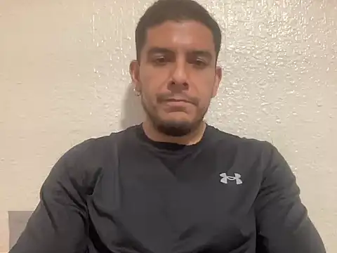 Molly1993rrrrrrrf online show from 11/12/25, 04:49