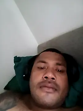 tuwegon online show from 02/08/26, 01:47