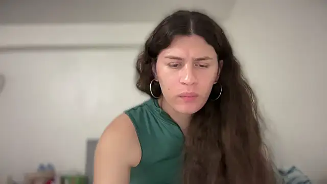 JaxcyVelez online show from 09/16/25, 10:05