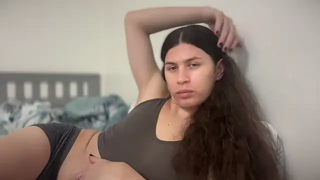 JaxcyVelez online show from 09/10/25, 02:54