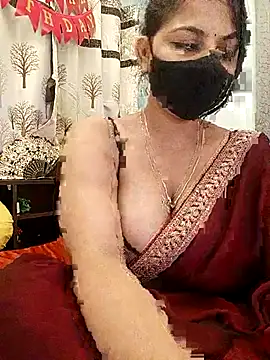 Divya girl online show from 10/31/25, 06:37