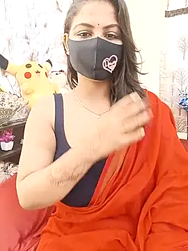 Divya girl online show from 02/13/26, 10:04