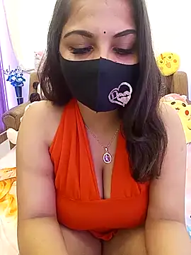 Snapshot of Divya_girl chatting on 04/24/26, 07:21 Divya girl online show from 04/24/26, 07:21