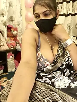 Divya girl online show from 12/17/25, 08:25
